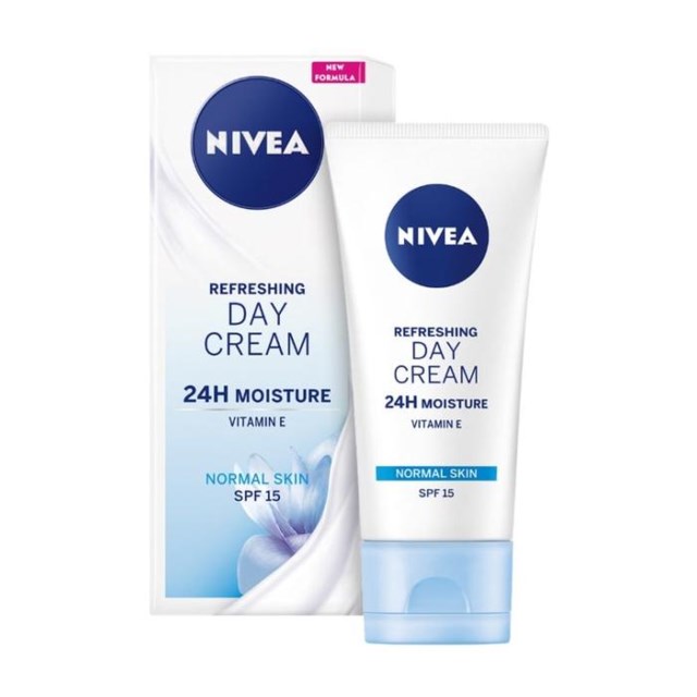 Nivea Refreshing Day Cream SPF 15, 50 ml - 1